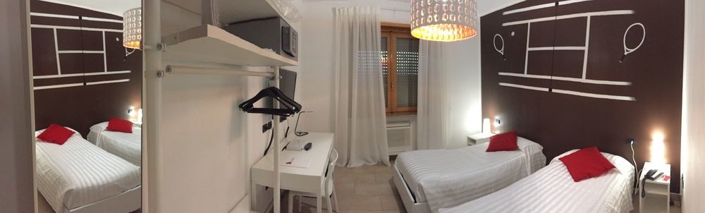 Lo Scoiattolo Piedmont Bike Hotel Pralormo Dış mekan fotoğraf