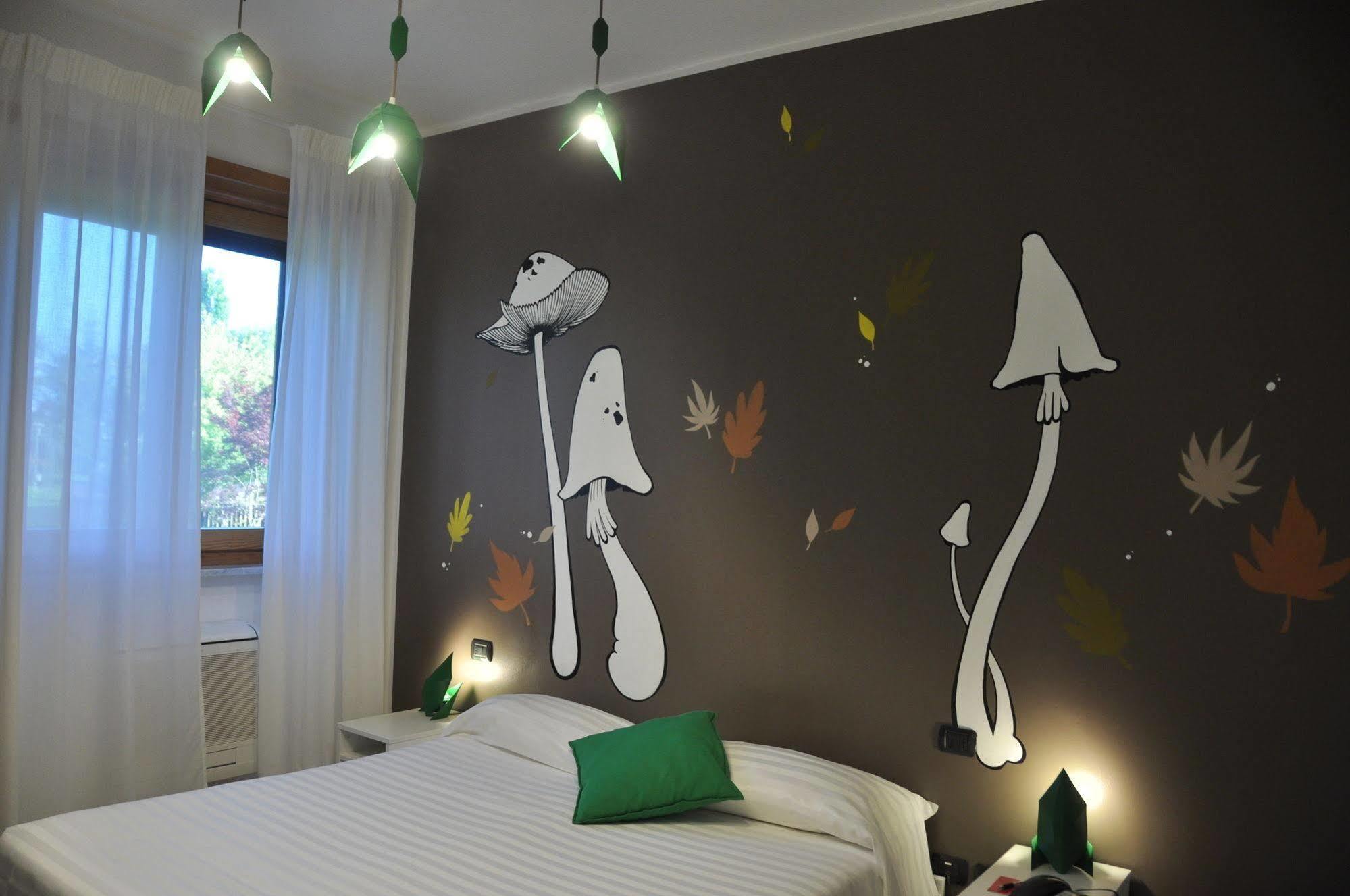 Lo Scoiattolo Piedmont Bike Hotel Pralormo Dış mekan fotoğraf