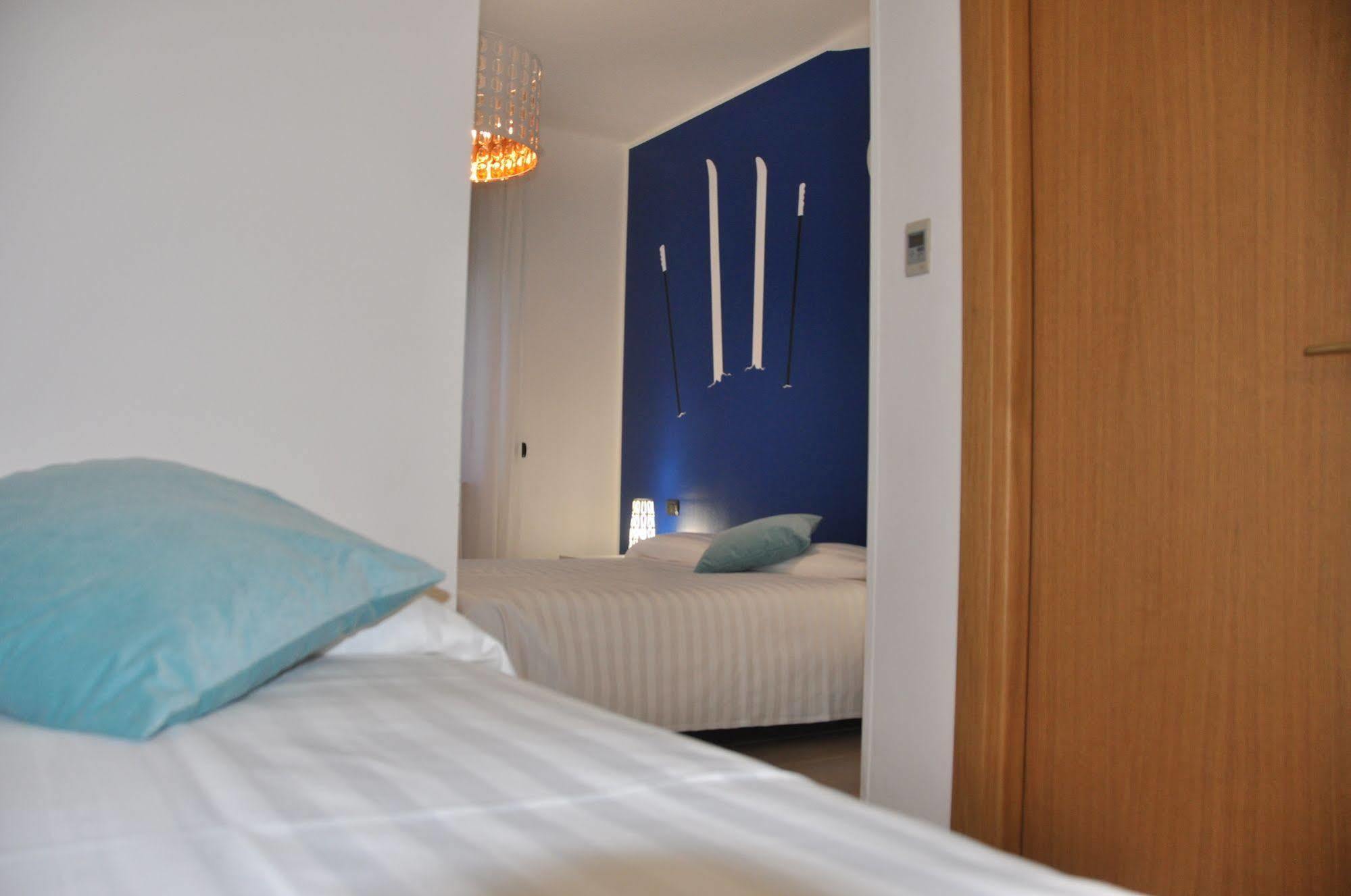 Lo Scoiattolo Piedmont Bike Hotel Pralormo Dış mekan fotoğraf